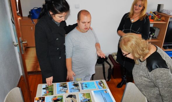 U poseti Marku Balabanu: Koliko je asistent u porodici važan za osobe sa autizmom