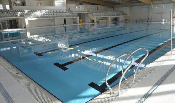 Besplatno plivanje na zatvorenom bazenu
