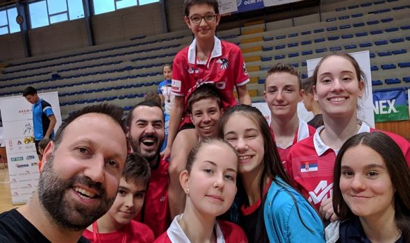 Badminton klub “Ravens" doneo šest medalja sa turnira u Kruševcu (FOTO)