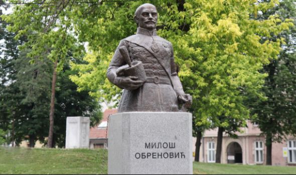 Knez Miloš Obrenović dobio spomenik u Kragujevcu