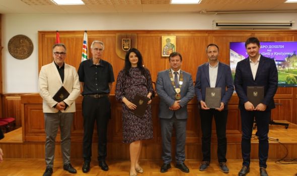 Obeleženo 48 godina Univerziteta u Kragujevcu: Dodeljene godišnje nagrade