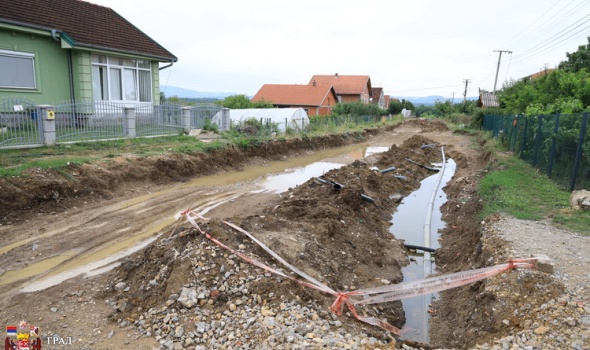 Gradonačelnik obišao meštane u najugroženijim ulicama (FOTO)