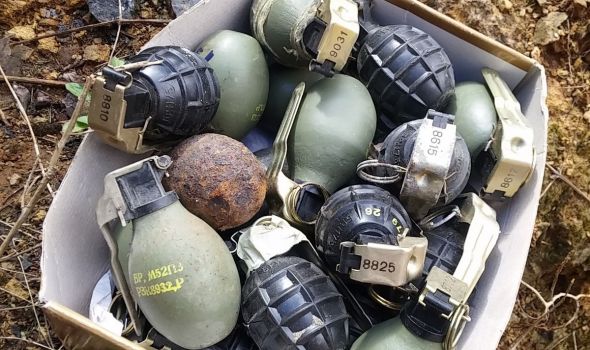 Uništeno 15 ručnih bombi