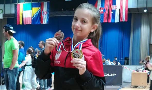 Eleni Đokić tri medalje u Ljubljani
