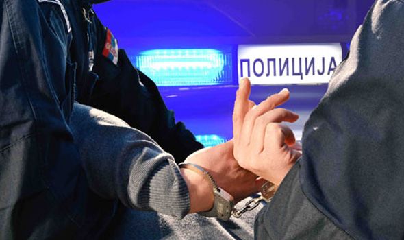 Uhapšena trojica Kragujevčana na Zlatiboru: Svađa i tuča u apartmanu, povređeni momak i devojka