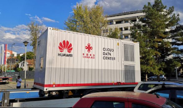 “Huawei” oprema stigla u Kragujevac, Gradski data centar pušta se u rad sredinom novembra (FOTO)