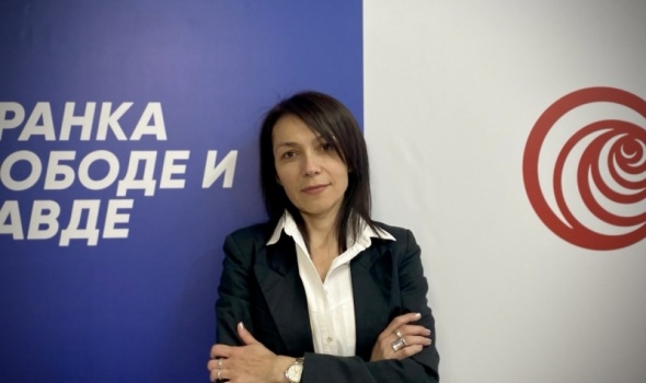 Milićević (SSP Kragujevac): Vlast SNS-a za prosvetne radnike nema novca, ali ima za inostrane fakultete