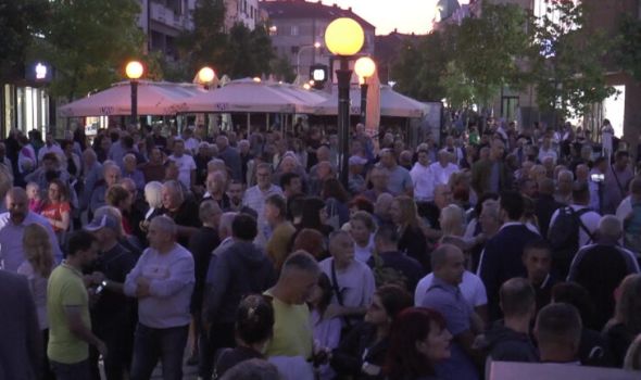 Kod Krsta održan još jedan protest "Srbija protiv nasilja"