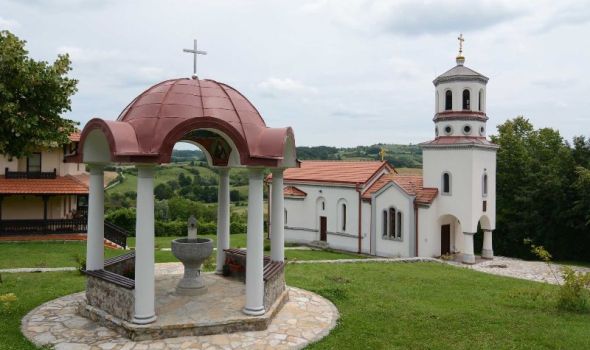 Poseta levačkim manastirima