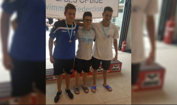Plivač “Pirata” Nemanja Živković osvojio pet medalja na Letnjem prvenstvu Srbije za juniore i seniore (FOTO)