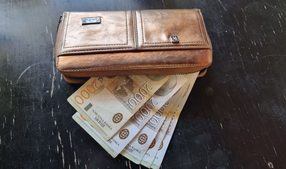 Statistika: Prosečna januarska plata u Kragujevcu 77.759 dinara – Šta kaže novčanik?