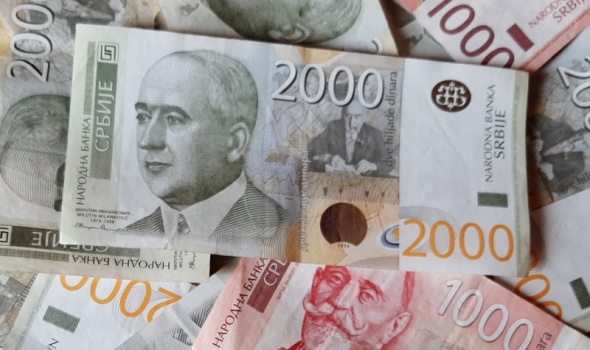 Veće plate za 500.000 radnika: POVEĆANJE i do 10.000 dinara