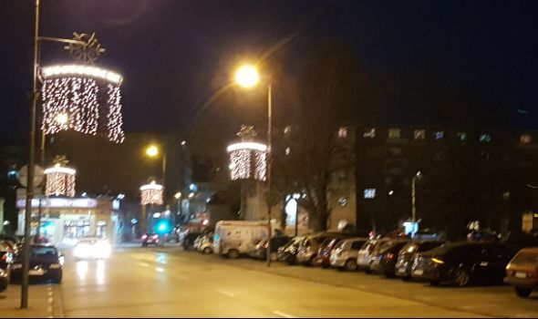 Kragujevčani besni zbog novogodišnje rasvete, vlast euforična pred praznike
