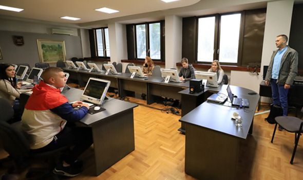 Na kragujevačkom Univerzitetu u toku obuka polaznika za testiranje softvera