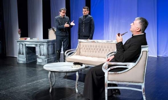 PREMIJERA predstave „OTAC“: Strindbergova drama na sceni KST-a posle 45 godina