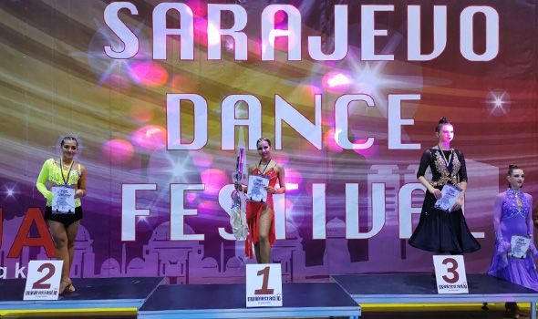 Plesnom klubu Fiesta četiri medalje u Sarajevu (FOTO)