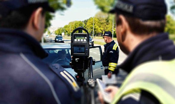 ISKLJUČENI IZ SAOBRAĆAJA: Policija u razmaku od sedam minuta sankcionisala dvojicu vozača u Kragujevcu