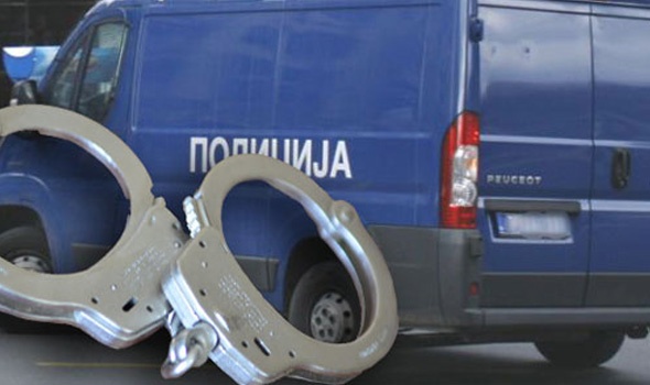 Kragujevčanin uhapšen zbog UBISTVA U POKUŠAJU - oštrim predmetom naneo muškarcu teške telesne povrede opasne po život
