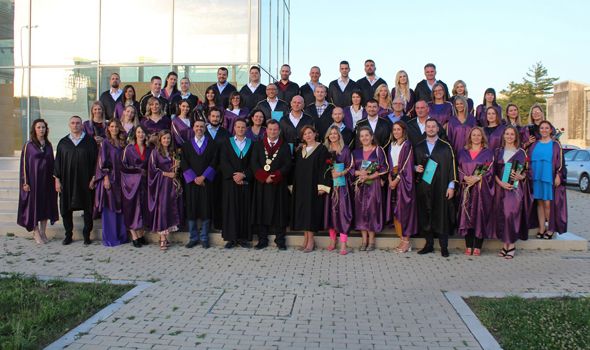 Univerzitet u Kragujevcu promovisao 68 doktora nauka (FOTO)