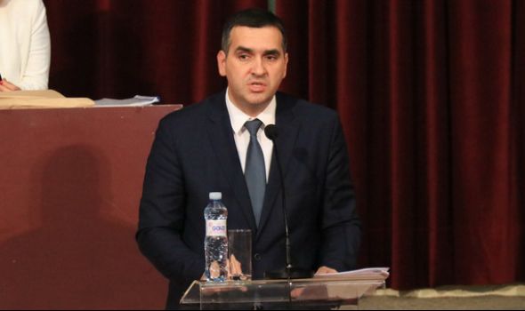 Radomir Nikolić "nestao s radara": Evo čime se sada bavi bivši gradonačelnik