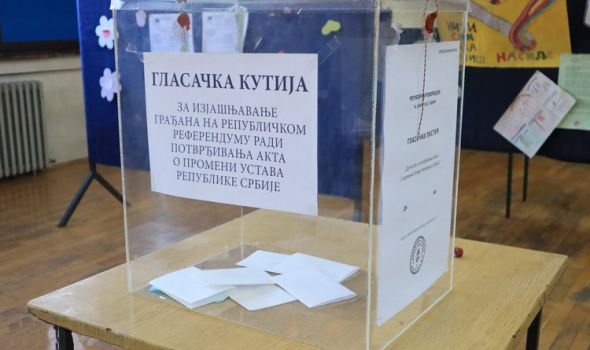 Zatvorena birališta: U Kragujevcu na referendum do 18 časova izašlo 19,18% birača