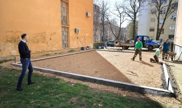 U toku rekonstrukcija dečjeg igrališta na Bubnju (FOTO)