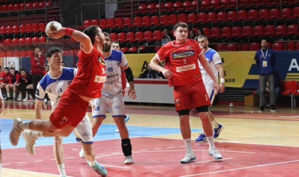 Plej-of spektakl u Kragujevcu: Radnički protiv Metaloplastike za polufinale!