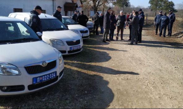 Rotary klub Kragujevac donirao pet vozila Sektoru za vanredne situacije