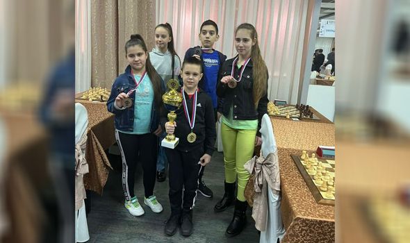 Šahovski klub “Kaisa 2021” osvojio četiri medalje u Paraćinu