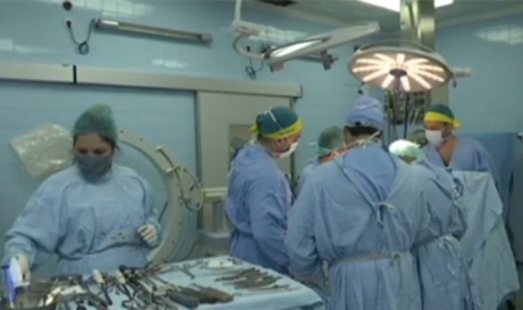 Španski ortoped besplatno operisao pacijente kragujevačkog Kliničkog centra