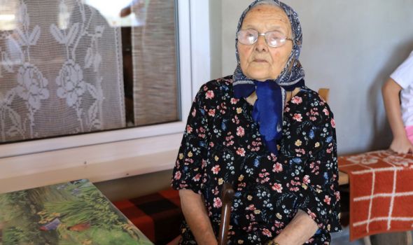 Jedna od najstarijih Kragujevčanki Milunka Stevanović proslavila 100. rođendan (FOTO)