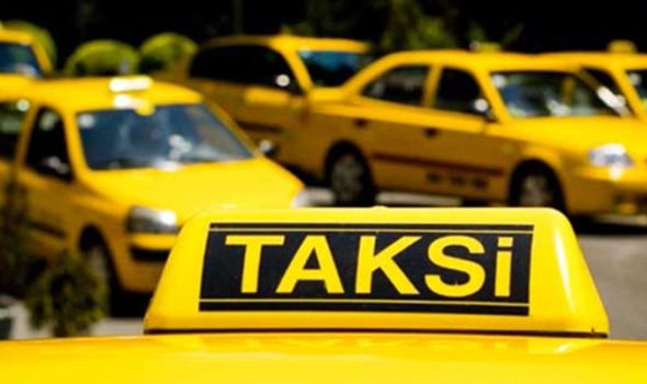 SITAK: "Poreska uprava vrši finansijku odmazdu, zastrašivanje i prinude na deo taksista"