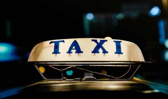 U toku prijave za ispite o poznavanju grada i propisa za buduće taksiste
