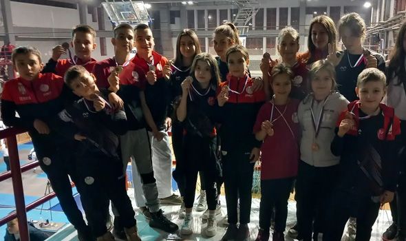 USPEŠAN početak sezone: Tekvondo akademiji Kragujevac 14 medalja u Nišu