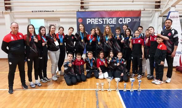 Tekvondo akademiji Kragujevac 29 medalja i ČETIRI pehara na Prestige kupu