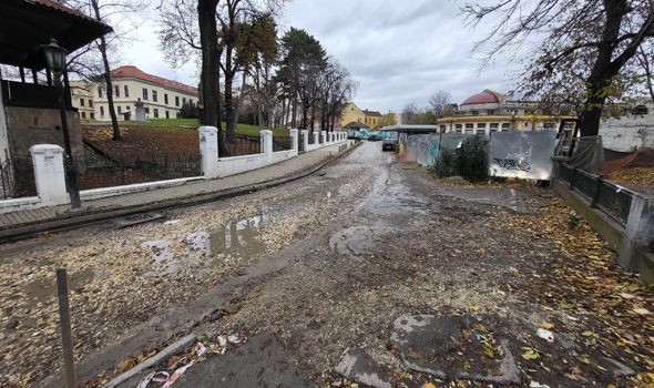 SSP: Zbog nemara lokalne vlasti od nekada slavnog Kragujevca ostaće samo jedna masivna rupa