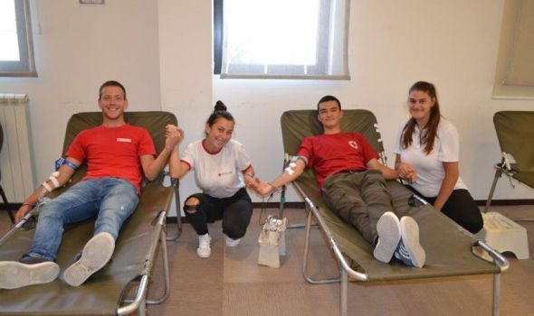 Na velikoj letnjoj akciji dobrovoljnog davalaštva prikupljene 82 jedinice krvi