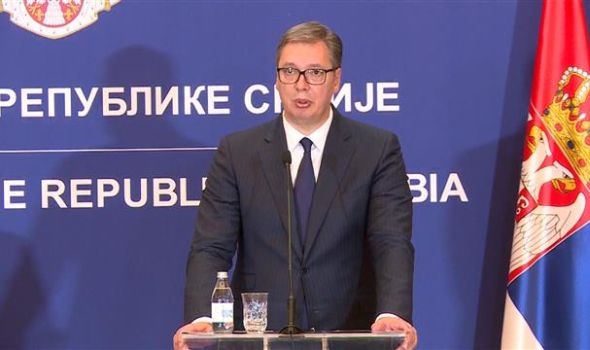 Vučić: Država će pomoći radnicima Fiata
